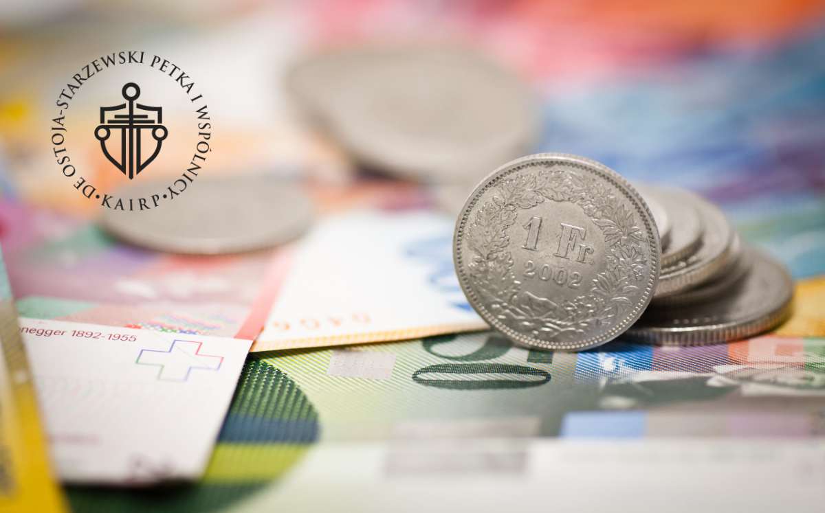 Monety i banknoty franków szwajcarskich, symbol kredytów walutowych
