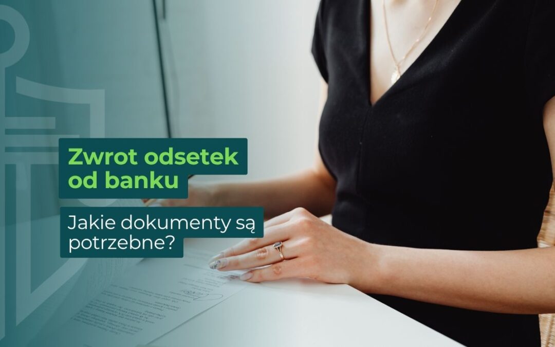 Kobieta siedzi przy biurku i przegląda dokumenty